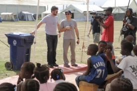Ben Stiller založil školu na Haiti.