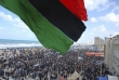 Demonstrace se poprvé rozšířily také do hlavního města Tripolisu a několik měst na východě země se dostalo pod kontrolu opozičních sil.
