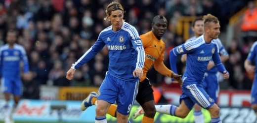 Útočník Chelsea Fernando Torres při utkání s Wolverhamptonem.