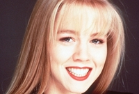 Představitelkou Kelly, která byla idolem mnoha mužů, byla Jennie Garthová.