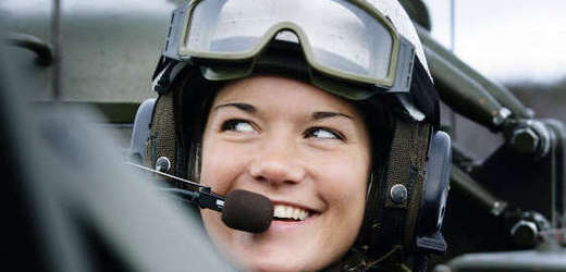 Norsko se stane první evropskou zemí, kde bude i v dobách míru povinná vojenská služba pro ženy (ilustrační foto).