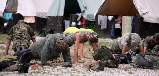 O rostoucí popularitě military campů svědčí i to, že se do nich děti vracejí.