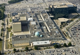NSA ve Fort Meadu ve státě Maryland.