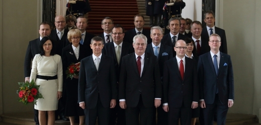 Z ministrů nové vlády nepojede na olympiádu v Soči ani jediný.