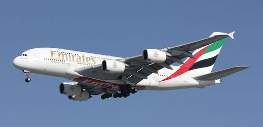 Airbus A380 mají ve flotile například Emirates.