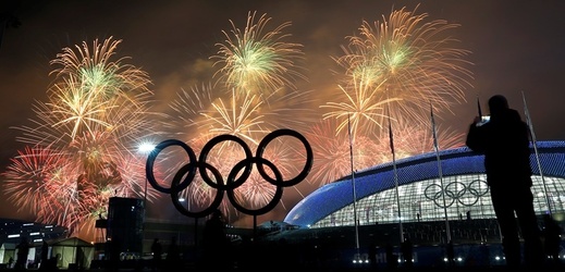Po závěrečném ceremoniálu se na olympijském stadionu odehrála obří afterparty.