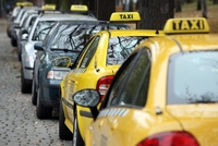 Pražští taxikáři by měli být opatrní, může jim hrozit nebezpečí (ilustrační foto).