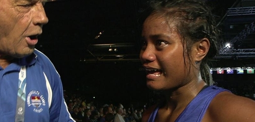 Taoriba Biniatiová se do ringu v Glasgow postavila poprvé v životě.
