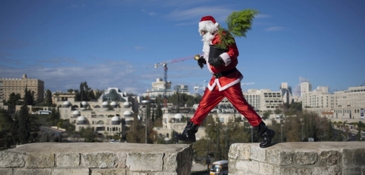 Santa Claus navštíví i Jeruzalém.