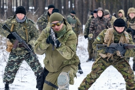 Výcvik ukrajinských vojáků.