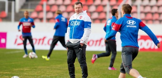 Pavel Vrba na tréninku české reprezentace.