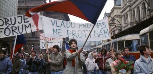 Festival připomene sametovou revoluci (snímek z roku 1989).