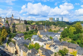 Asi polovinu obyvatel Lucemburska tvoří cizinci.