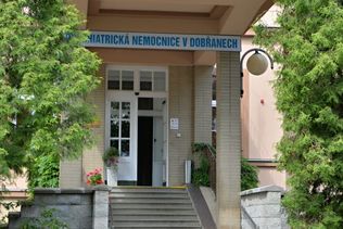 Psychiatrická nemocnice v Dobřanech.