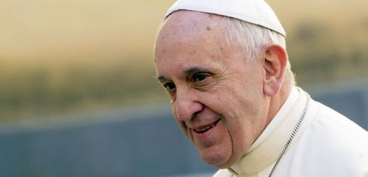 Papež František chce při své návštěvě Bolívie ochutnat listy koky.