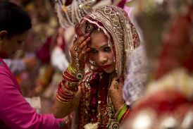 Důvodem k rozvodu v Indii může být i úporné akné manželky.
