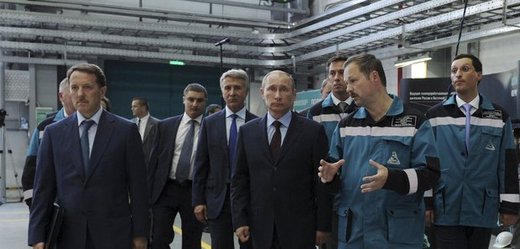 Vladimir Putin (uprostřed) a Kirill Šamalov (vpravo).