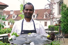 Šéfkuchař Saravanan Kandadu.