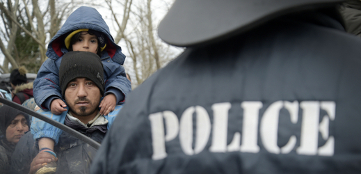 Policie v Makedonii (ilustrační foto).