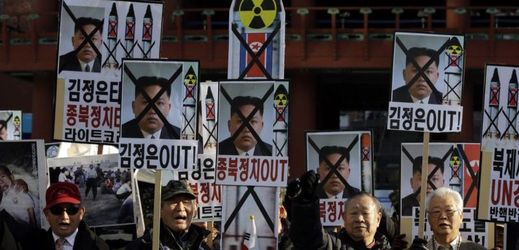 Protesty proti KLDR v Jižní Koreji.