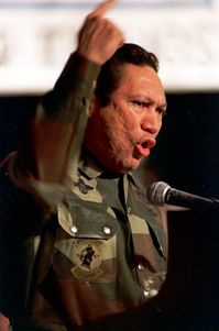 Manuel Noriega, dřívější informátor CIA, posléze diktátor