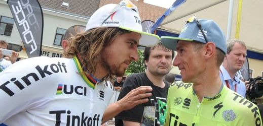 Cyklističtí přátelé Roman Kreuziger a Peter Sagan (vlevo)
