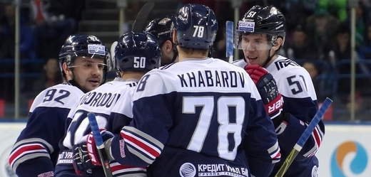 Hokejisté Metallurgu porazili Dinamo Minsk, Mozjakin vstoupil do dějin. 