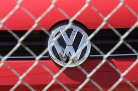Volkswagen šetří, kde může. Však ho také dieselgate bude stát miliardy.
