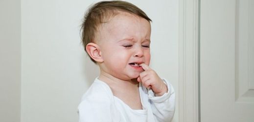 Homeopatika na prořezávání zoubků zapříčinila otravy dětí (ilustrační foto).