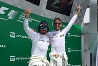 Jensen Button a Fernando Alonso