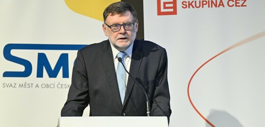 Ministr finací Zbyněk Stanjura hovoří na dvoudenní celostátní finanční konferenci, kterou pořádá Svaz měst a obcí ČR, 8. prosince 2022, Praha.