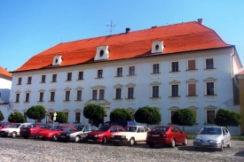 Arcibiskupský zámek, dnes muzeum.
