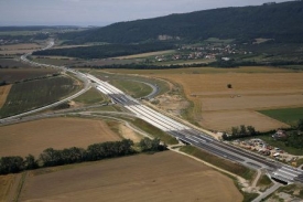 Dokončený úsek dálnice D47.