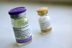 Očkovací vakcína proti prasečí chřipce.