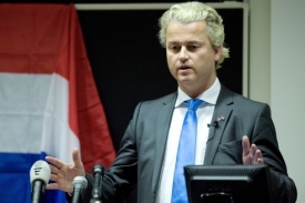 Wilders do Prahy nakonec nepřijede. Nemá totiž kde promluvit.