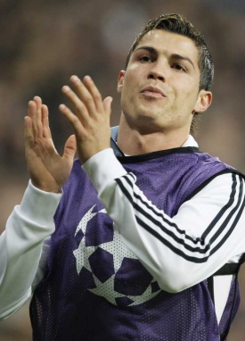Ronaldo je také dalším nováčkem v duelu Barcelony s Realem Madrid.