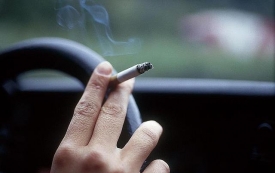 Zapálení cigarety znamená pět vteřin nepozornosti.
