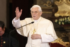 Sexuální skandály ohrožují i papeže Benedikta XVI.