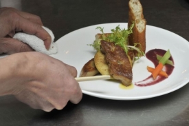 Foie gras v podání čínských kuchařů.