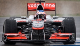 Nejsilnější jezdecké složení má McLaren. Najal poslední dva šampiony.