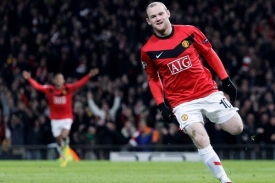 Wayne Rooney sestřelil dvěma góly AC Milán.