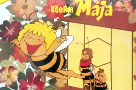 Aťka Janoušková namluvila populární včelku Máju.