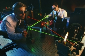 Laser slaví padesát let existence.