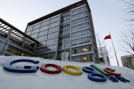 Google z čínského trhu nakonec neodejde, jen přesune své sídlo.