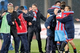 Zápas fotbalistů Catanie (na snímku) ve Veroně byl údajně domluvený.