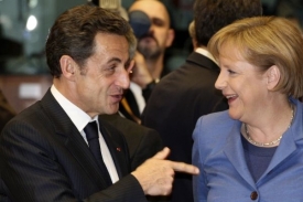 Sarkozy se s Merkelovou dohodl, pomůže eurozóna i MMF.