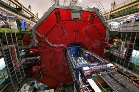 ALICE, jeden z detektorů LHC. Má odhalit podrobnosti o Velkém třesku.