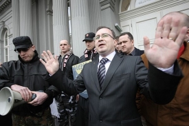 Tomáš Vandas, předseda strany, kterou soud zakázal.