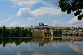Praha je oblíbeným rekreačním místem pro Brity.