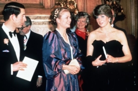 Princ Charles, princezna Grace a princezna Diana v roce 1981.